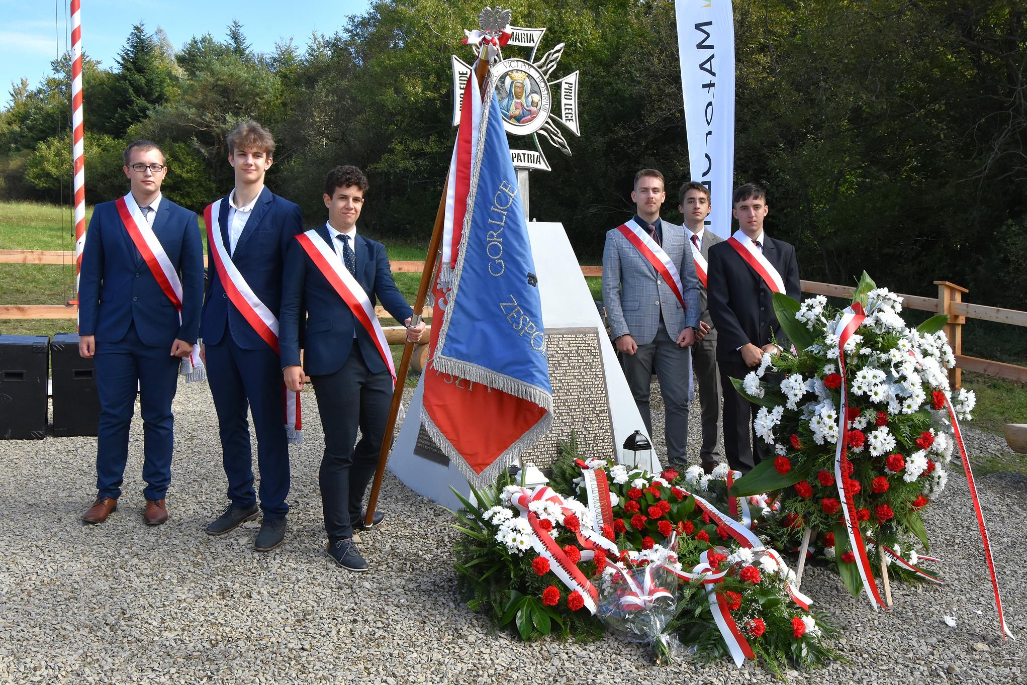 Pomnik upamiętniający konfederatów barskich w Beskidzie Niskim